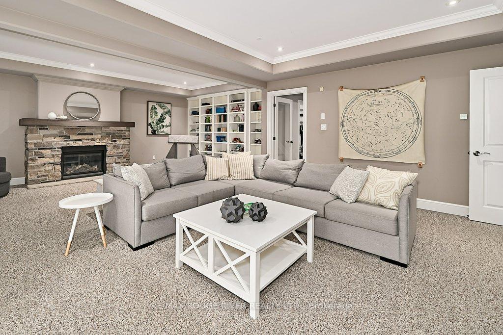 Photo 42 of 85 Mclellan Court, Clarington, Courtice — HOMEH