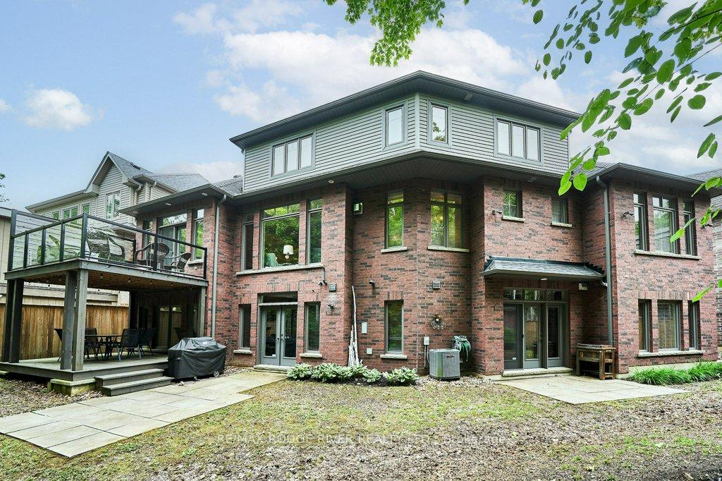 Photo 48 of 85 Mclellan Court, Clarington, Courtice — HOMEH