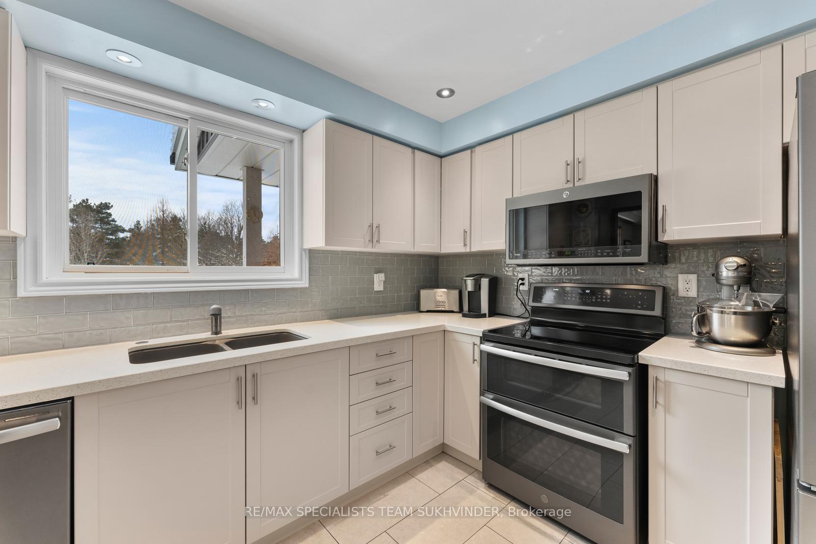 Photo 13 of 16986 Albion Trail Road, Caledon, Palgrave — HOMEH