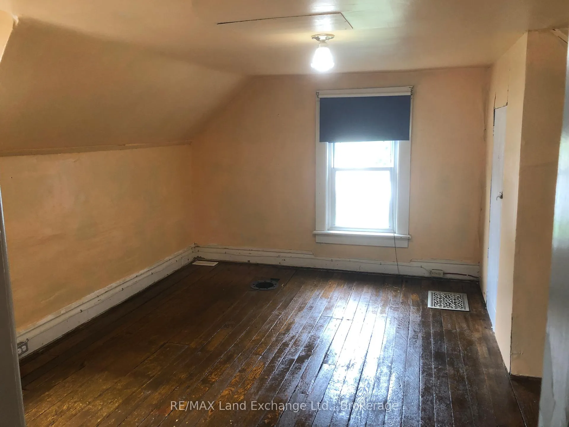 Photo 7 of 204 Amelia Street, Brockton — HOMEH