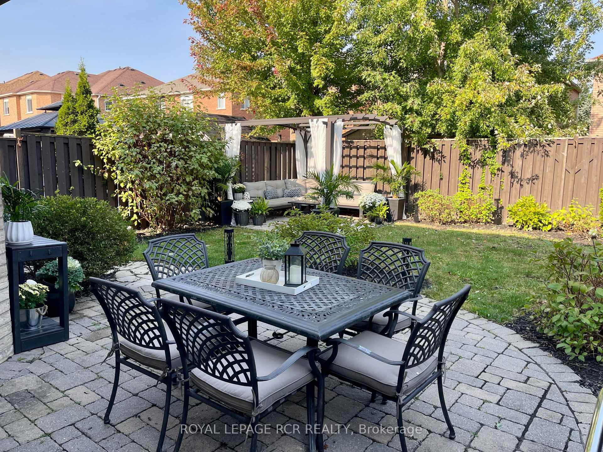 Photo 34 of 40 Castelli Court, Caledon, Bolton North — HOMEH