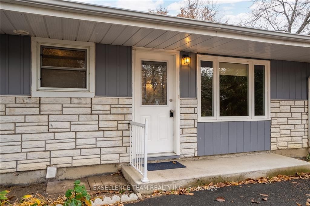 Photo 3 of 3229 Richmond Drive, Cornwall — HOMEH