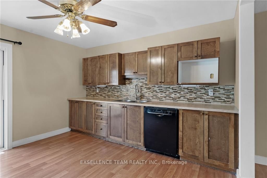 Photo 9 of 3229 Richmond Drive, Cornwall — HOMEH