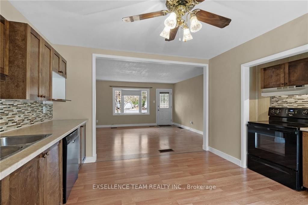 Photo 14 of 3229 Richmond Drive, Cornwall — HOMEH