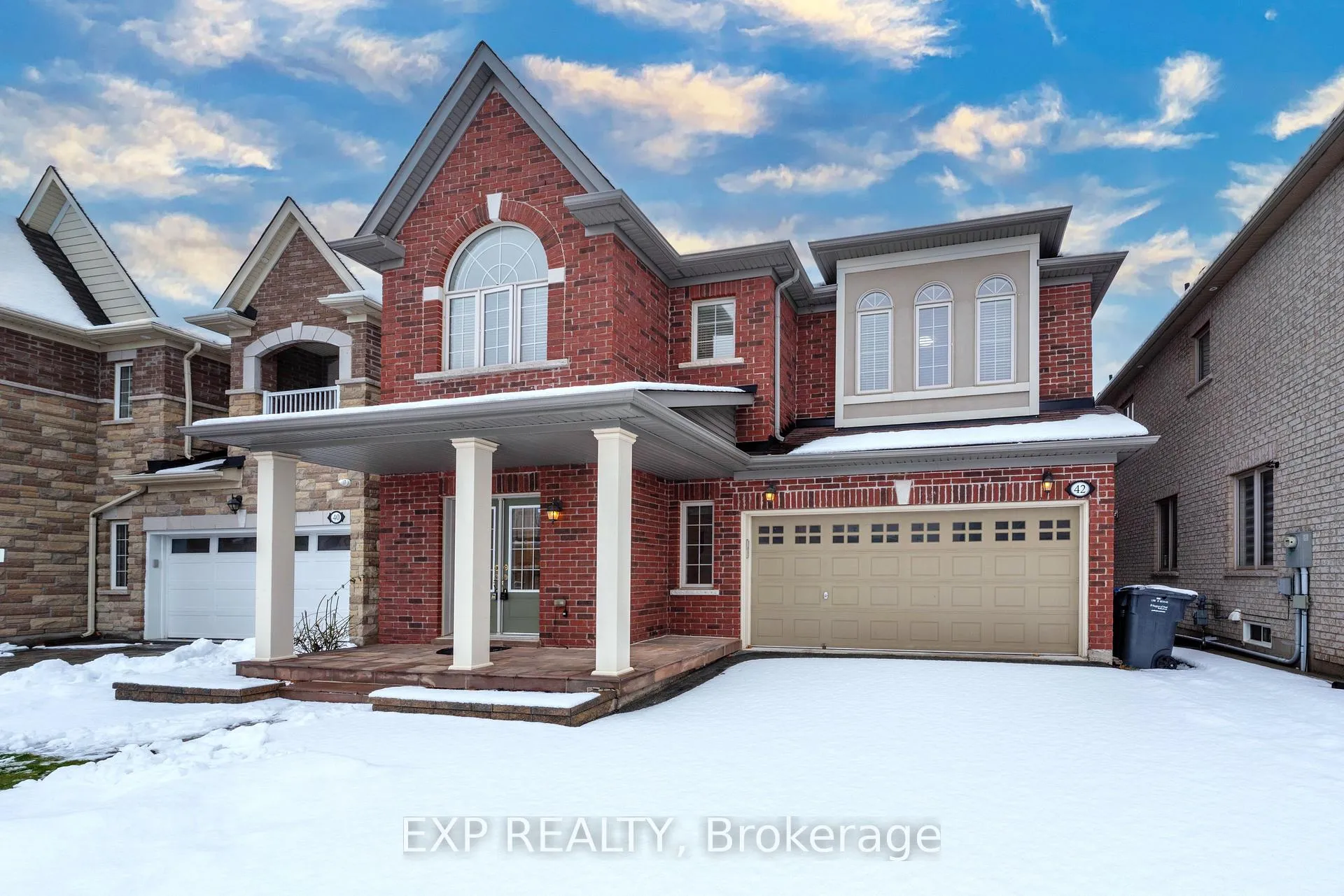 Photo 1 of 42 Arrowpoint Drive, Brampton, Credit Valley — HOMEH