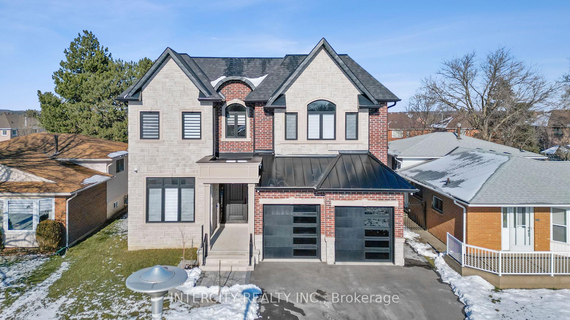 Photo 2 of 354 Newlove Drive, Caledon, Bolton East — HOMEH