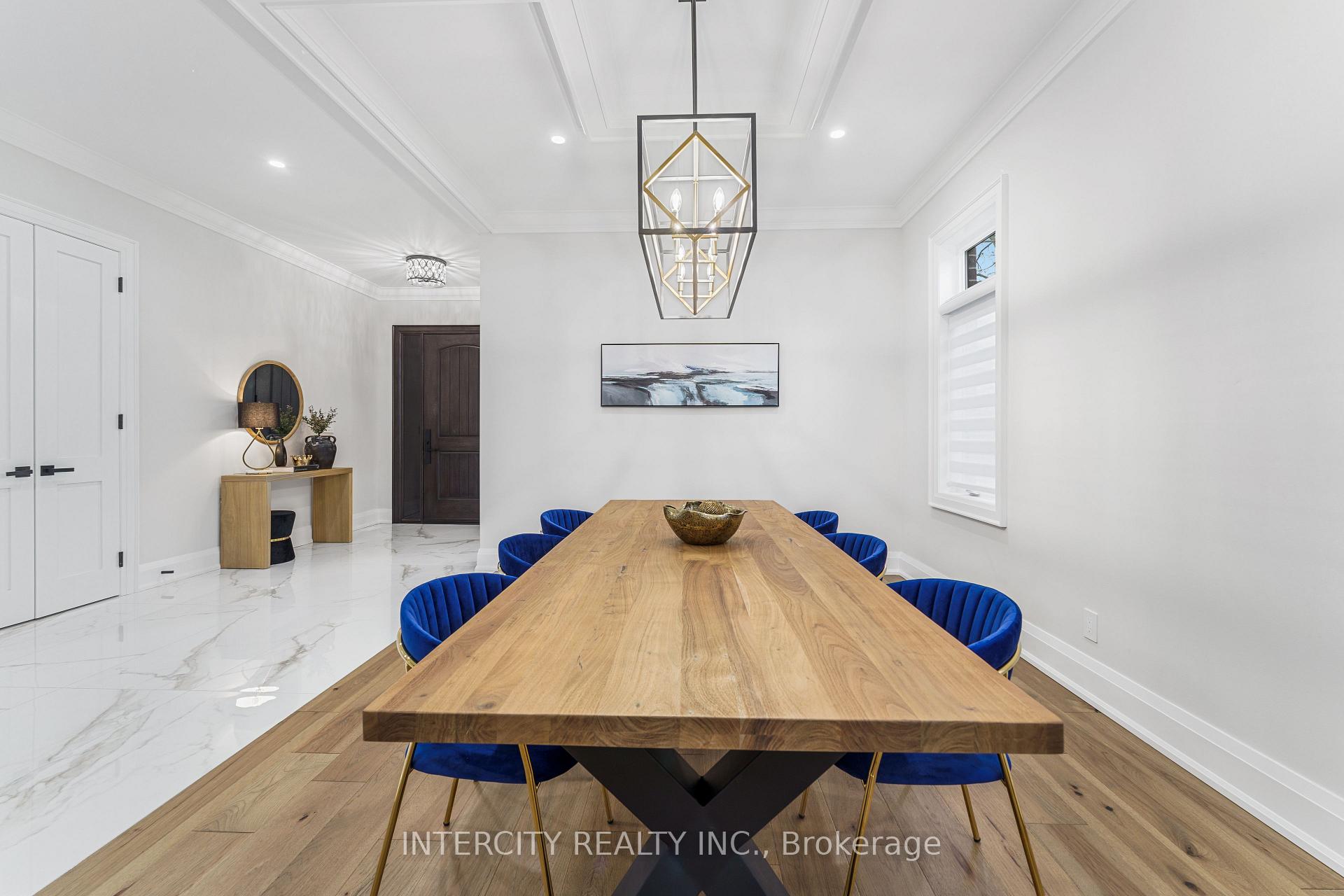 Photo 5 of 354 Newlove Drive, Caledon, Bolton East — HOMEH