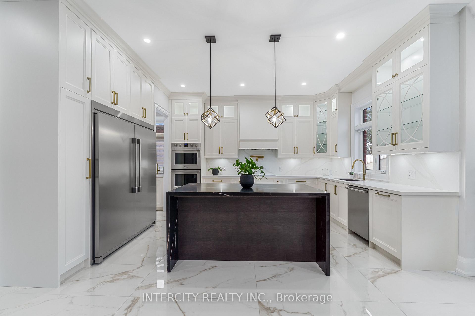 Photo 12 of 354 Newlove Drive, Caledon, Bolton East — HOMEH
