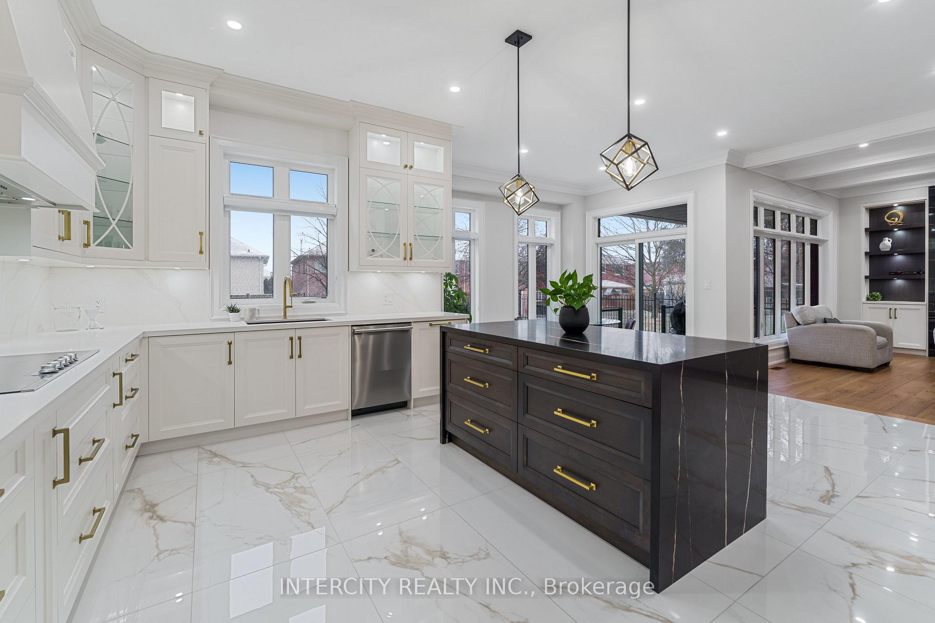Photo 14 of 354 Newlove Drive, Caledon, Bolton East — HOMEH