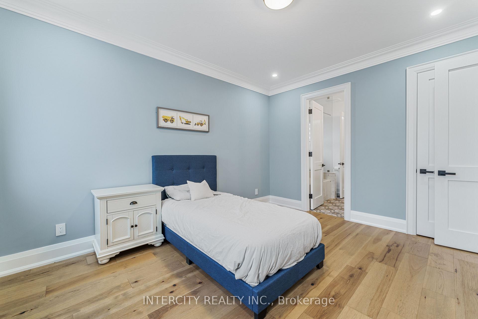 Photo 25 of 354 Newlove Drive, Caledon, Bolton East — HOMEH