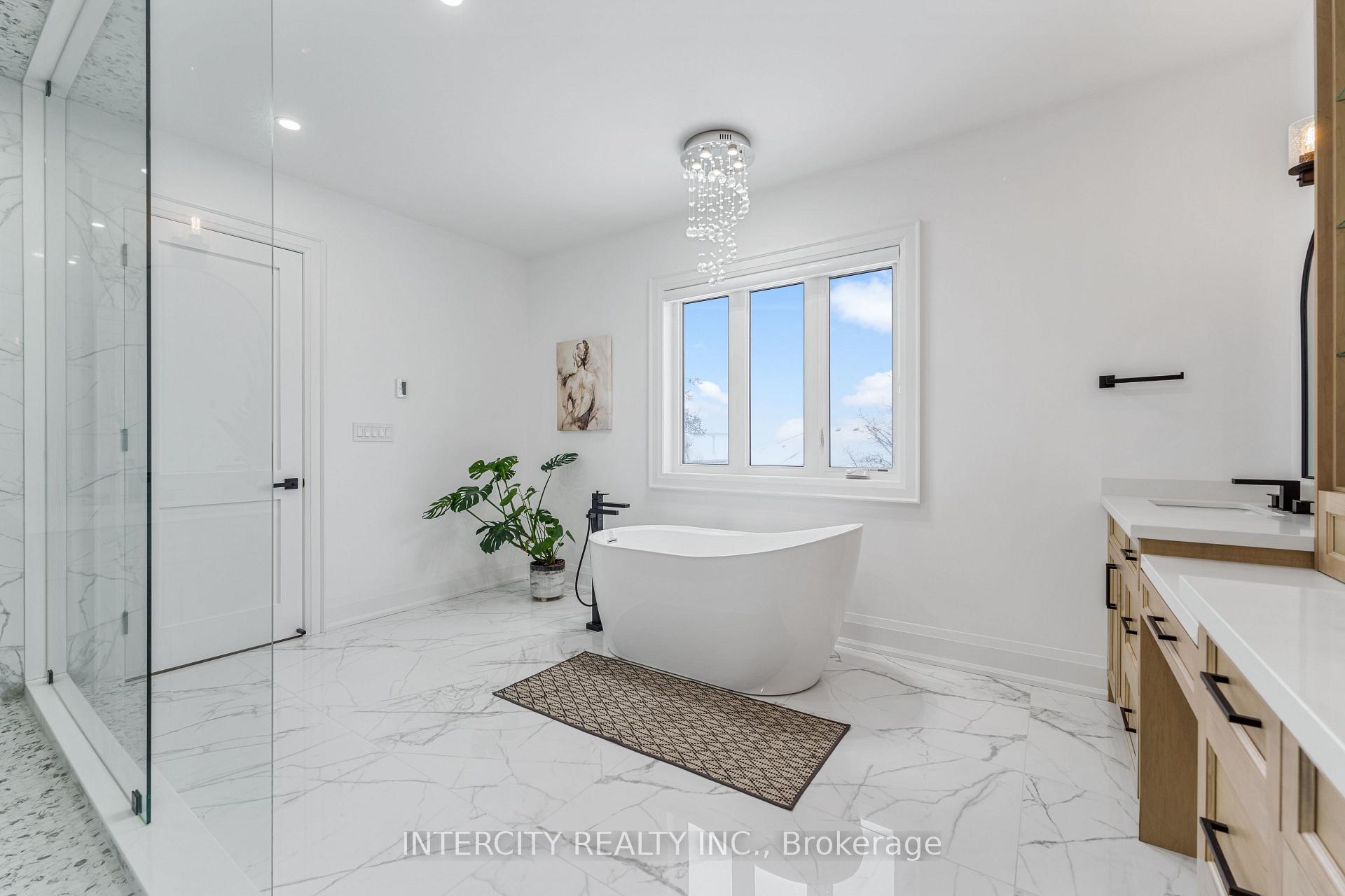 Photo 34 of 354 Newlove Drive, Caledon, Bolton East — HOMEH
