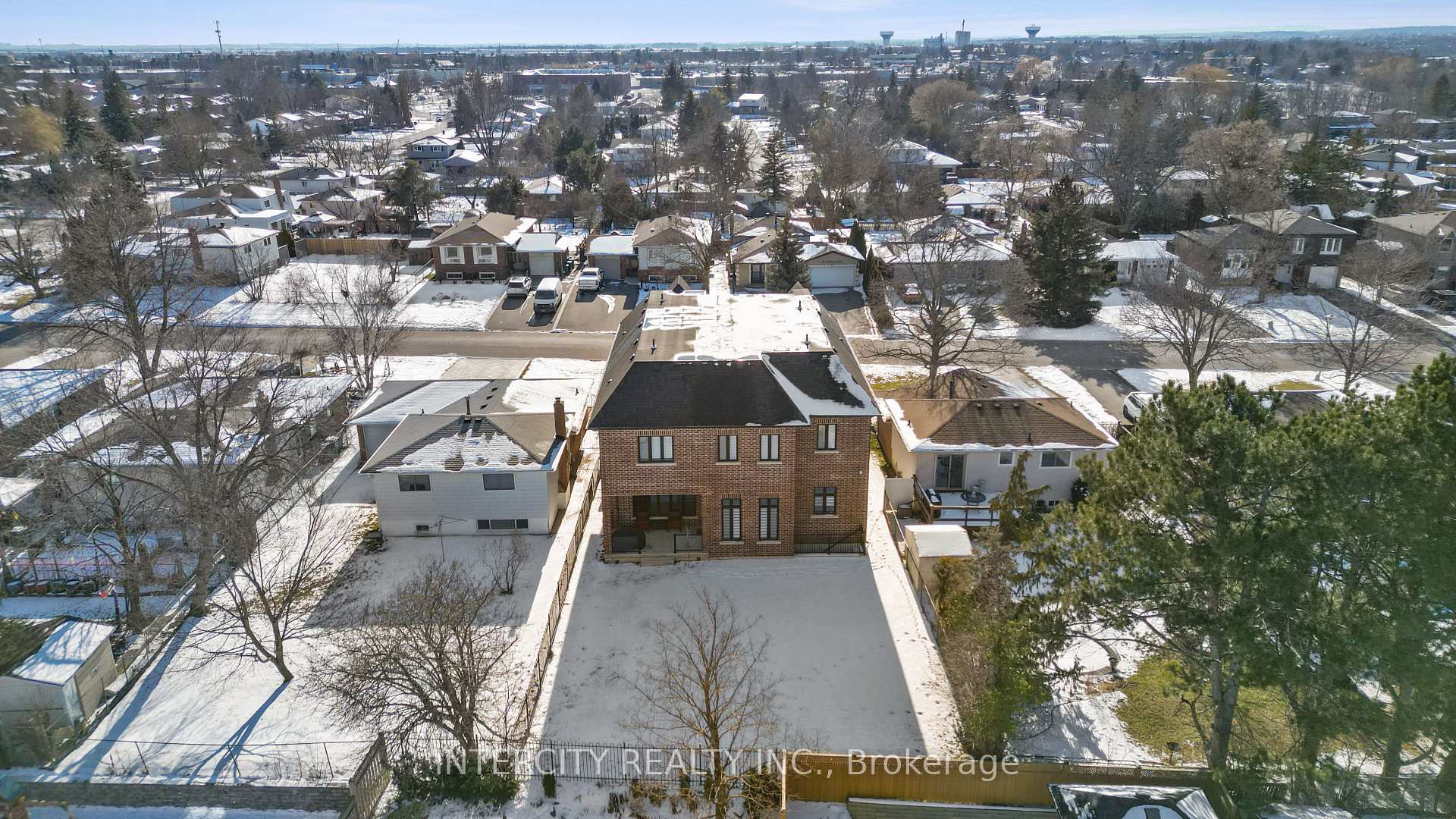 Photo 38 of 354 Newlove Drive, Caledon, Bolton East — HOMEH