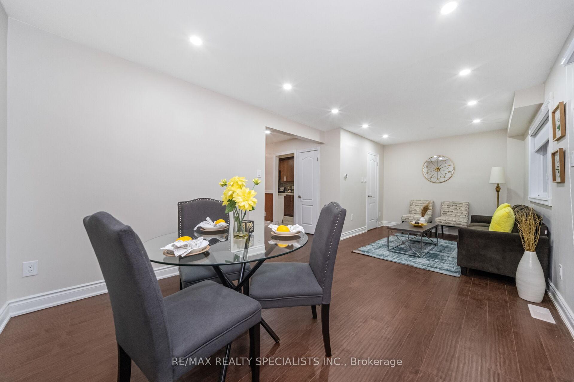 Photo 11 of 46 Hindquarter Court, Brampton, Central Park — HOMEH