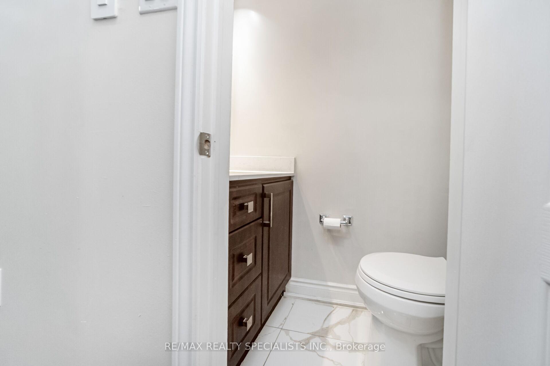 Photo 17 of 46 Hindquarter Court, Brampton, Central Park — HOMEH