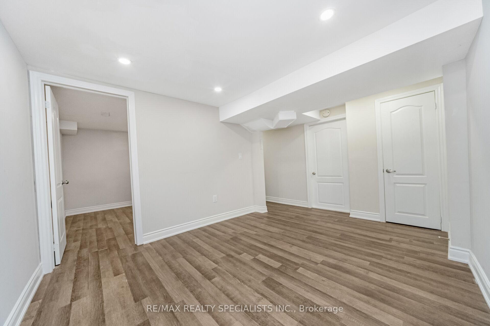 Photo 32 of 46 Hindquarter Court, Brampton, Central Park — HOMEH