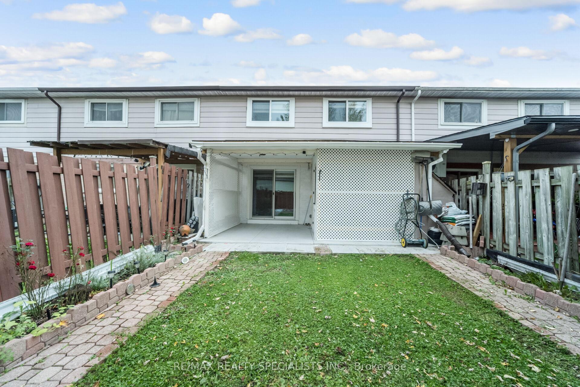 Photo 41 of 46 Hindquarter Court, Brampton, Central Park — HOMEH