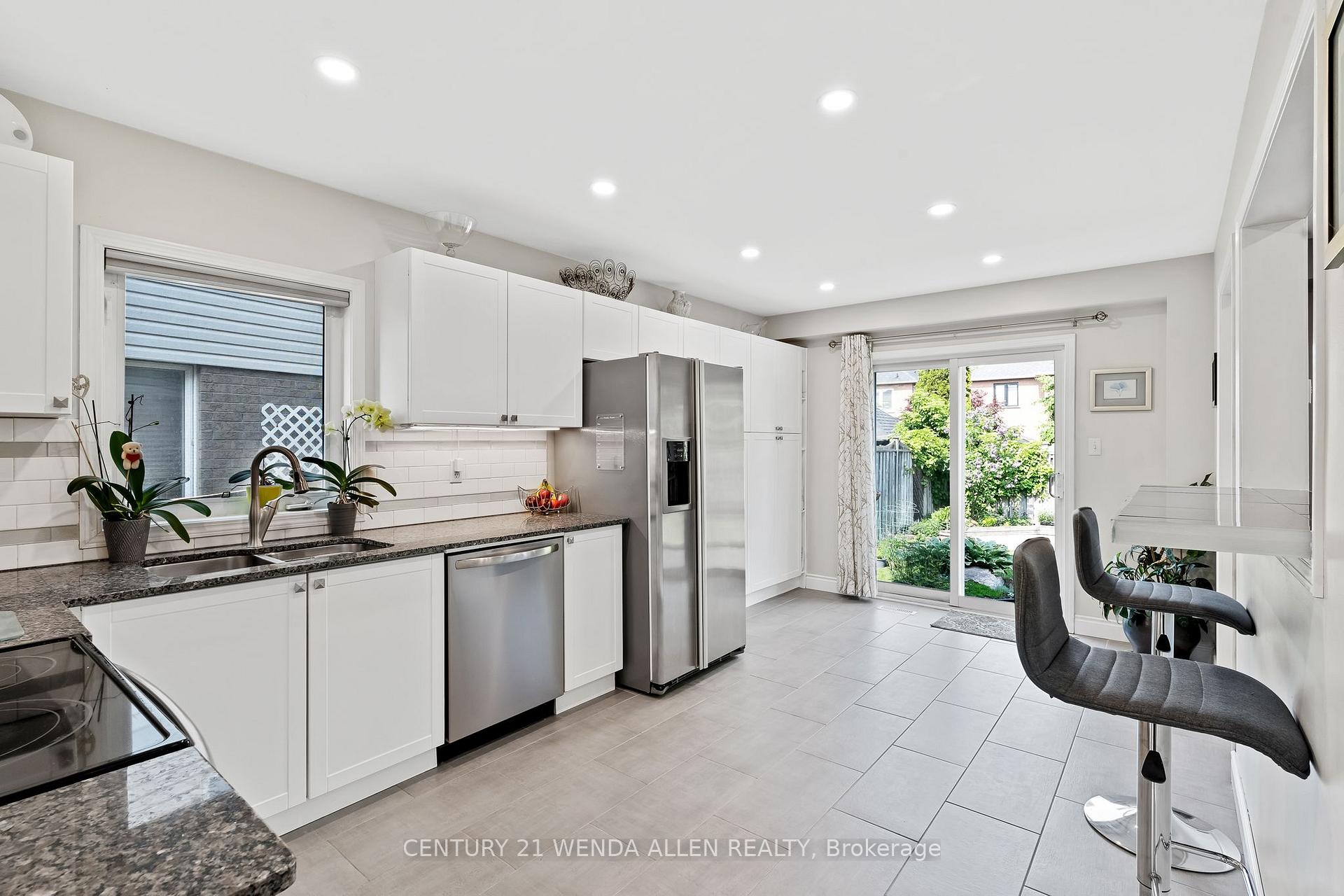 Photo 15 of 213 Madden Place, Clarington, Bowmanville — HOMEH