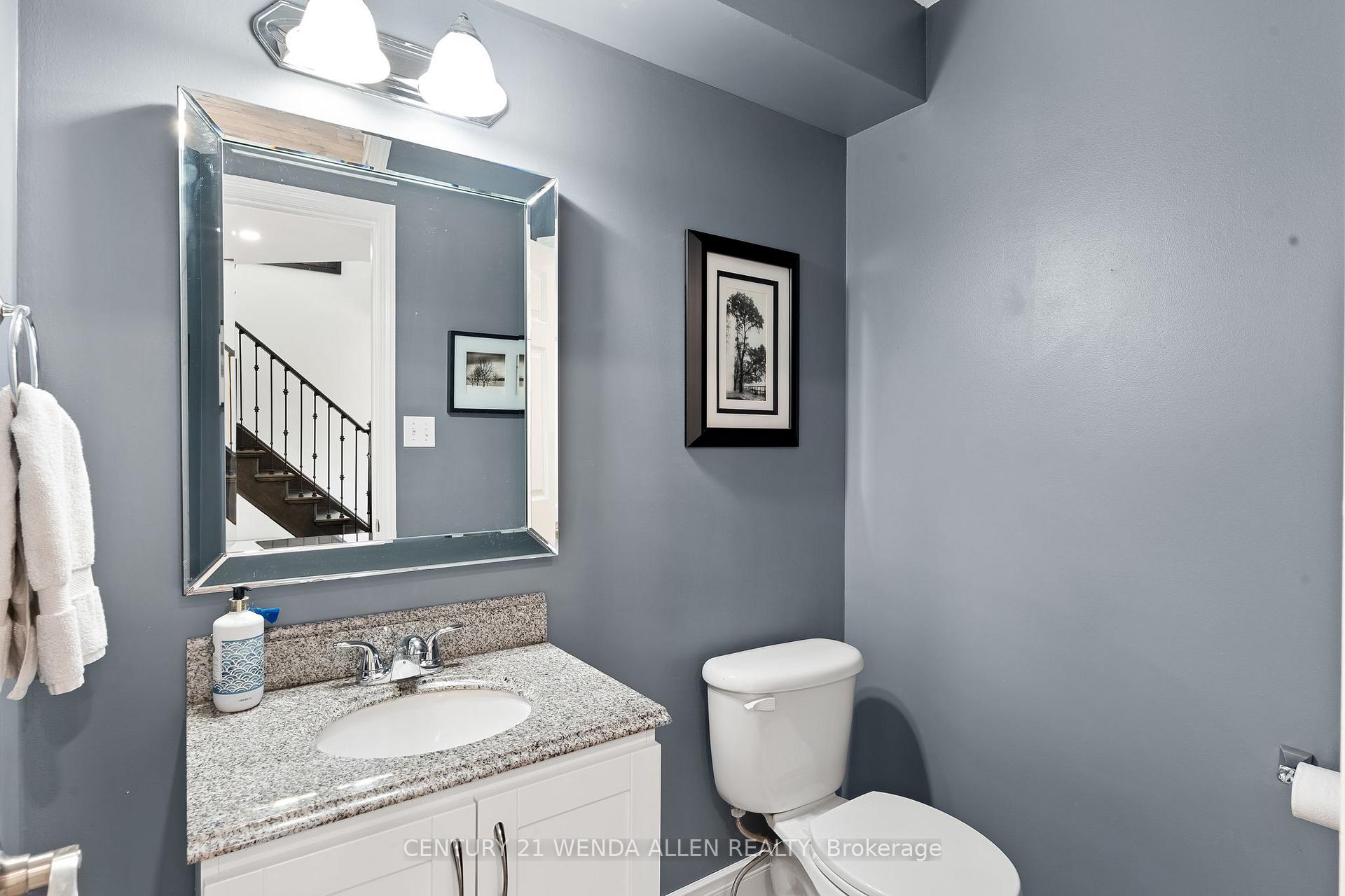 Photo 16 of 213 Madden Place, Clarington, Bowmanville — HOMEH