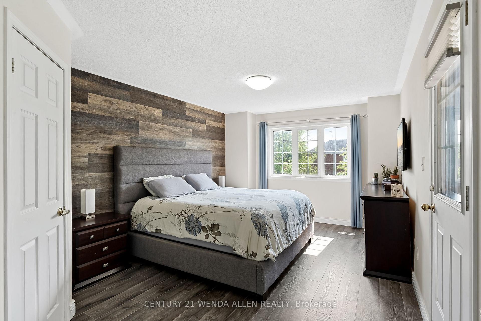 Photo 19 of 213 Madden Place, Clarington, Bowmanville — HOMEH