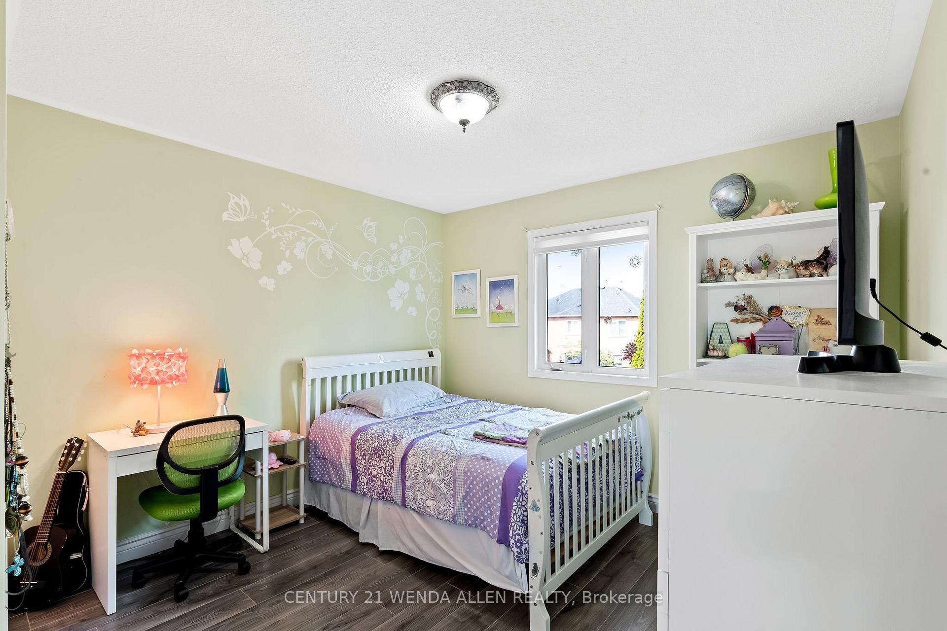 Photo 23 of 213 Madden Place, Clarington, Bowmanville — HOMEH