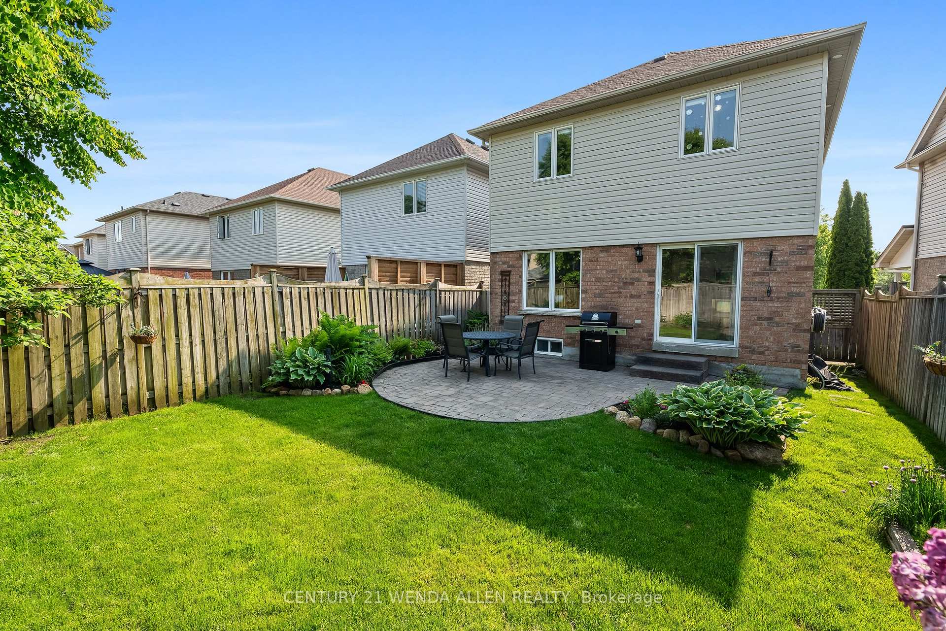 Photo 36 of 213 Madden Place, Clarington, Bowmanville — HOMEH