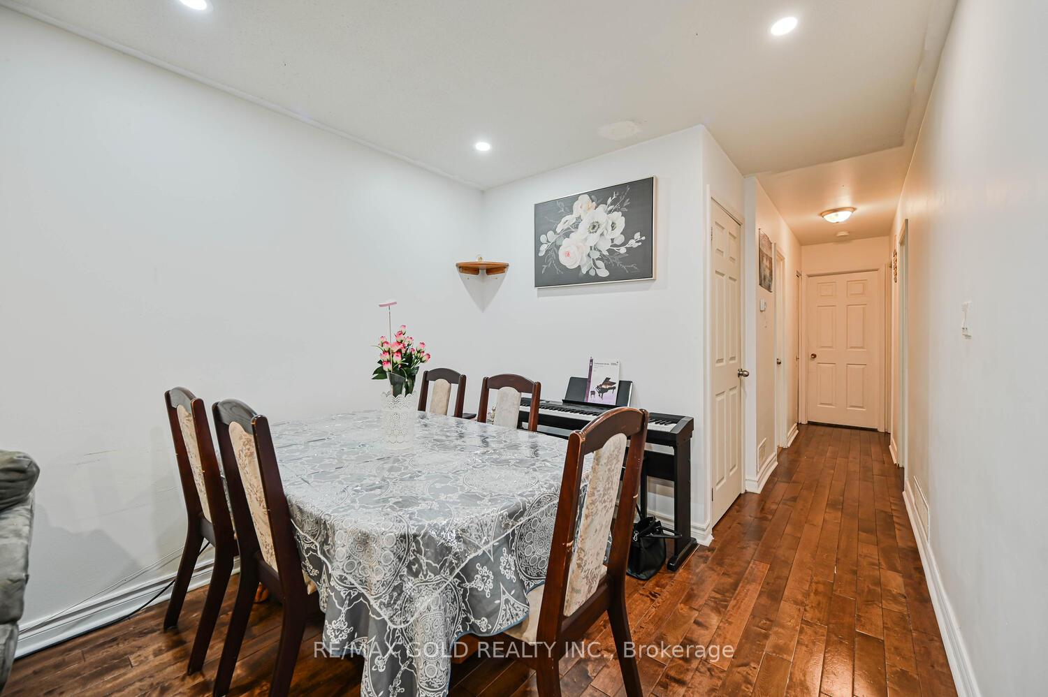 Photo 12 of 52 Crawford Drive, Brampton, Madoc — HOMEH