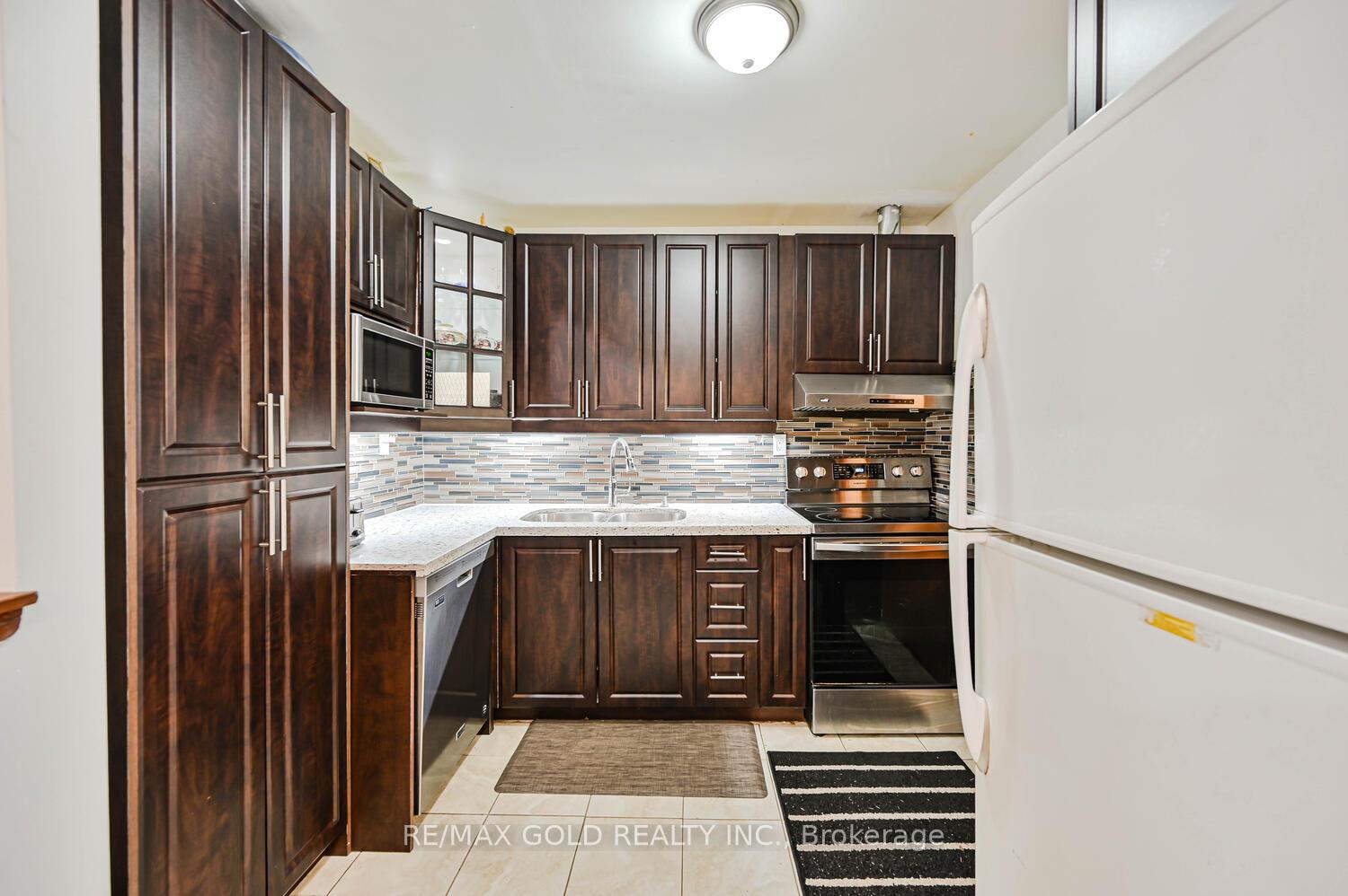 Photo 15 of 52 Crawford Drive, Brampton, Madoc — HOMEH