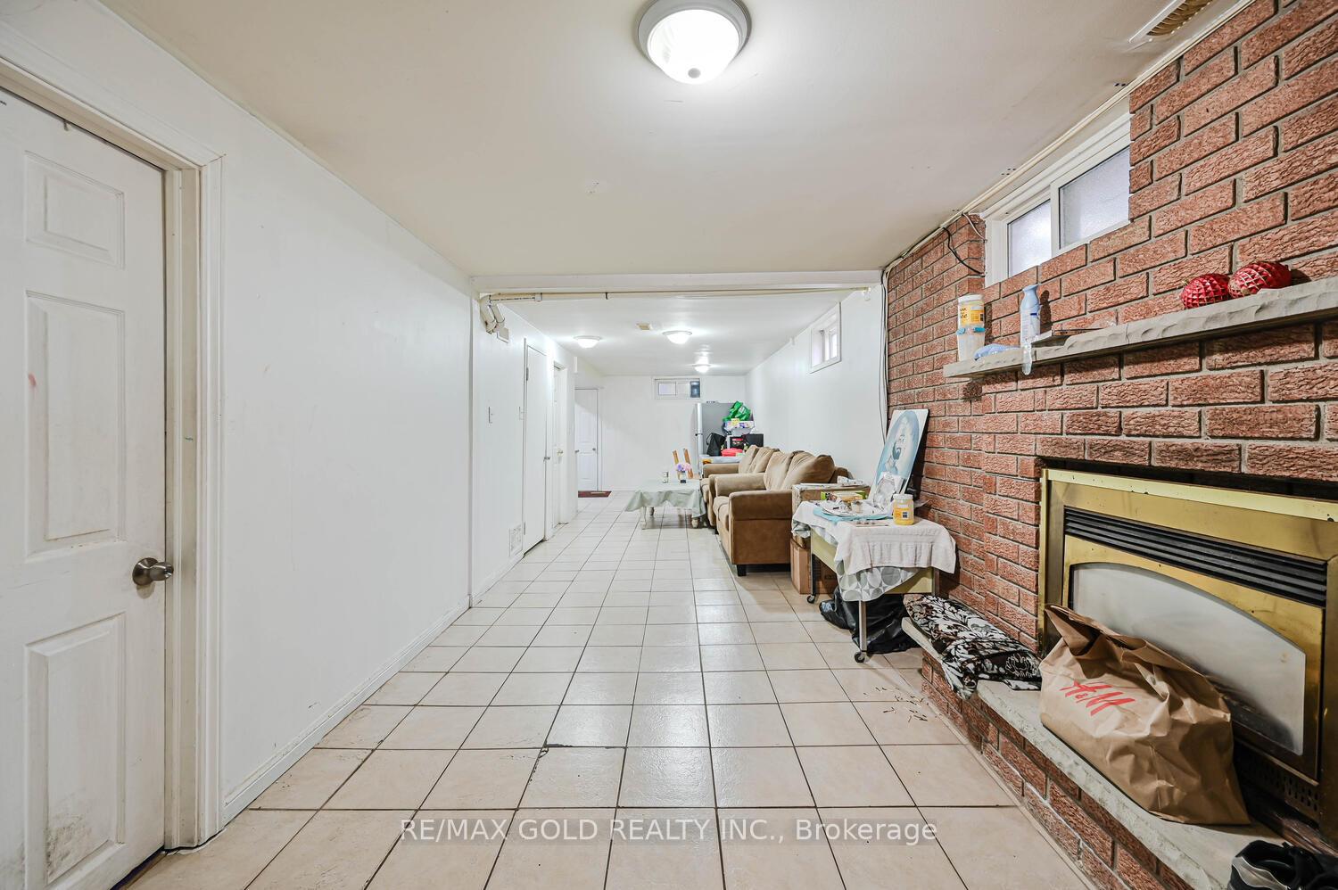 Photo 34 of 52 Crawford Drive, Brampton, Madoc — HOMEH