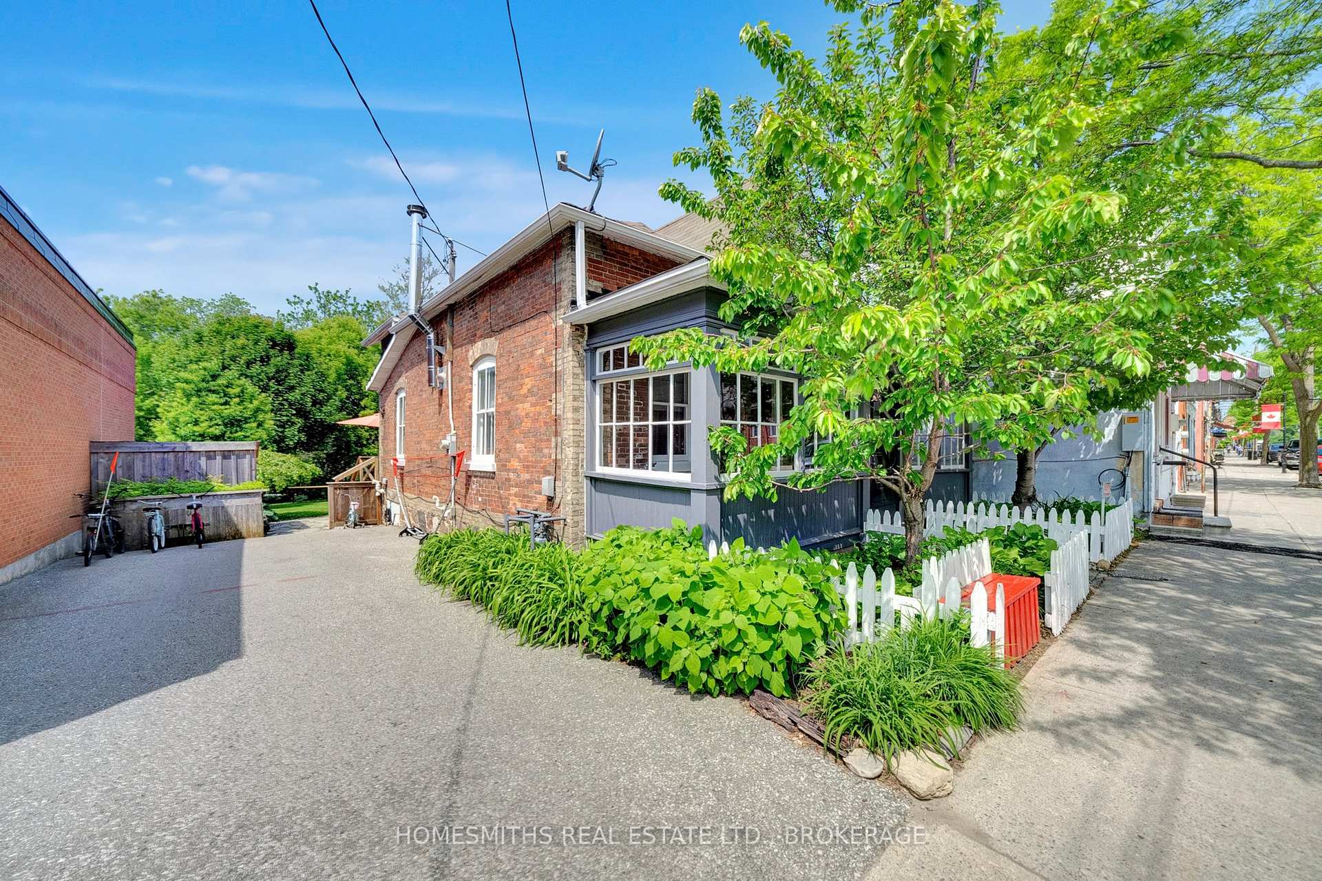 Photo 2 of 5290 Main Street, Clarington, Orono — HOMEH