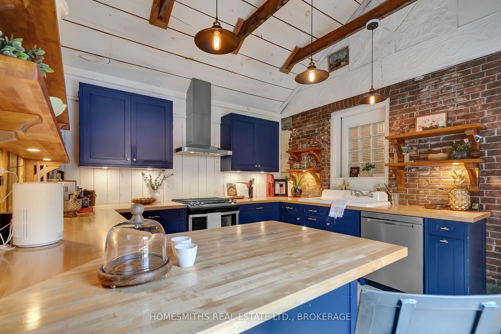 Photo 16 of 5290 Main Street, Clarington, Orono — HOMEH
