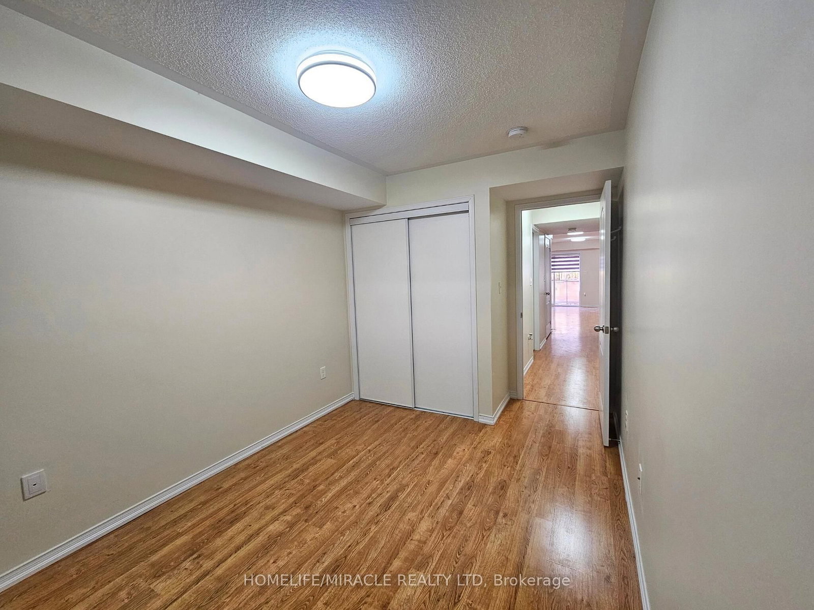 Photo 9 of Unit 21, 2488 Post Rd, Oakville, River Oaks — HOMEH