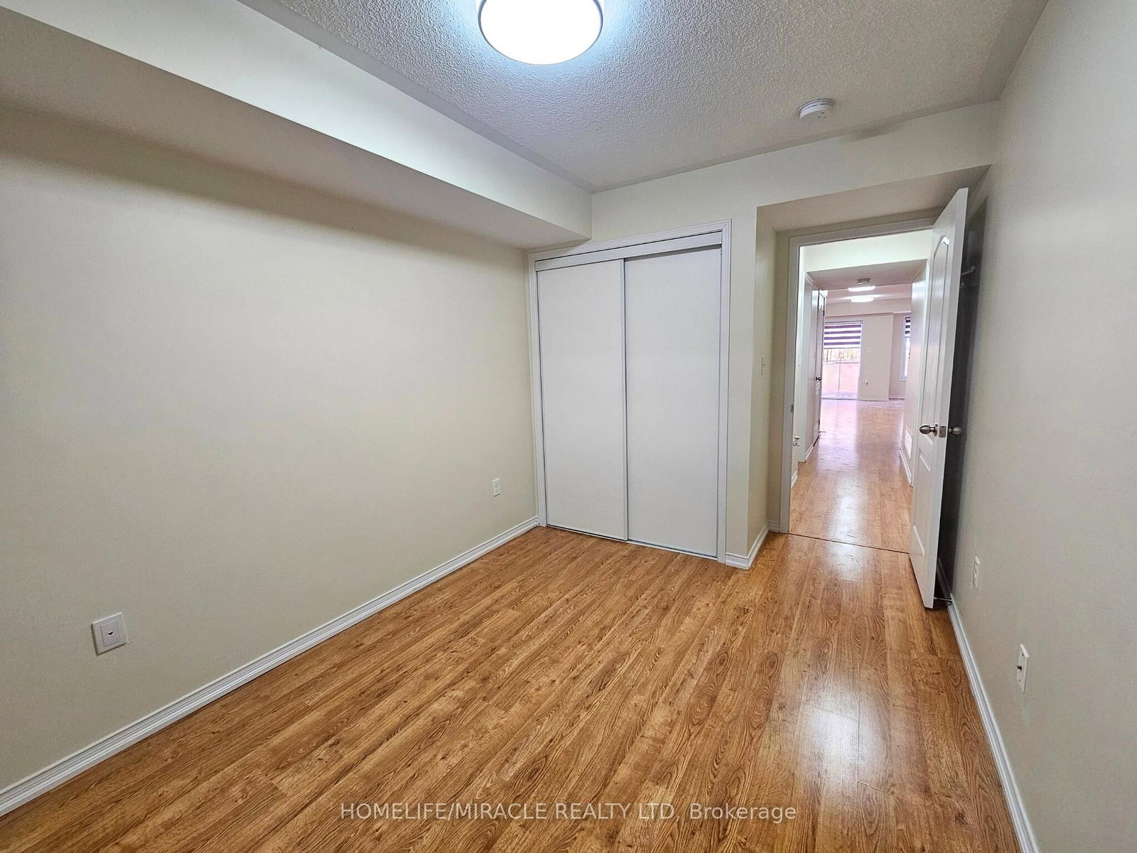 Photo 10 of Unit 21, 2488 Post Rd, Oakville, River Oaks — HOMEH