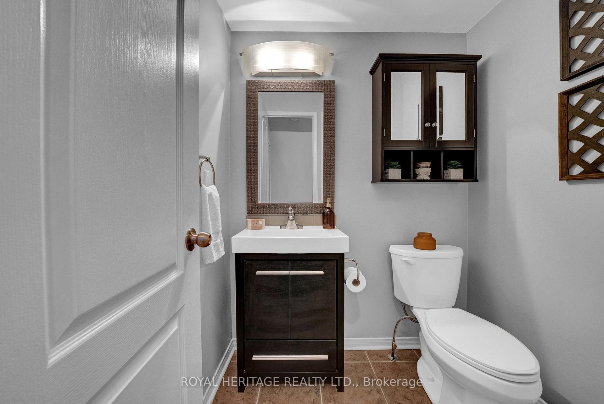 Photo 8 of 68 Brookhouse Drive, Clarington, Newcastle — HOMEH