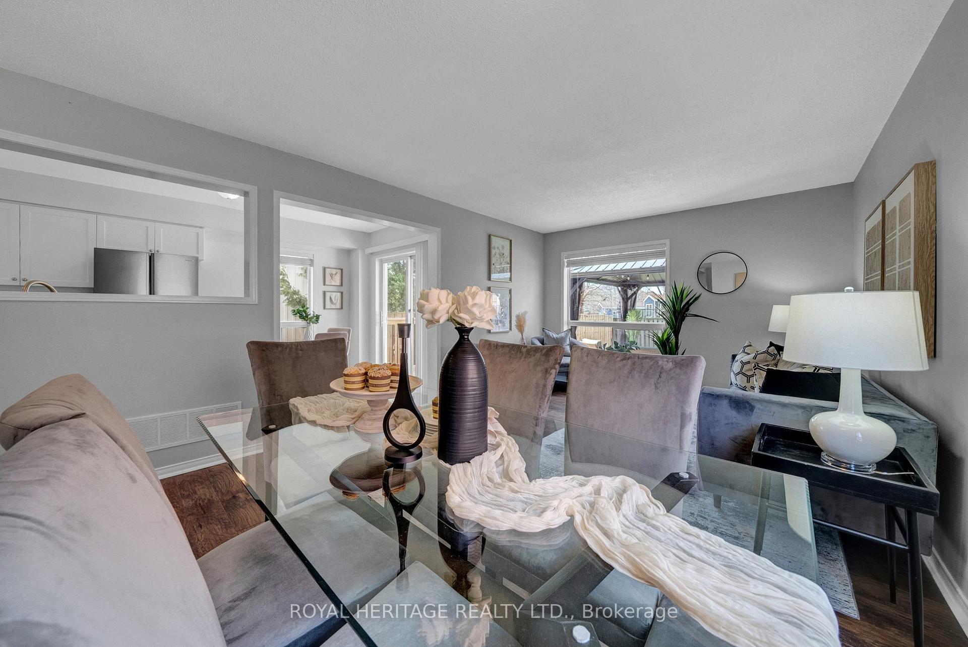 Photo 11 of 68 Brookhouse Drive, Clarington, Newcastle — HOMEH