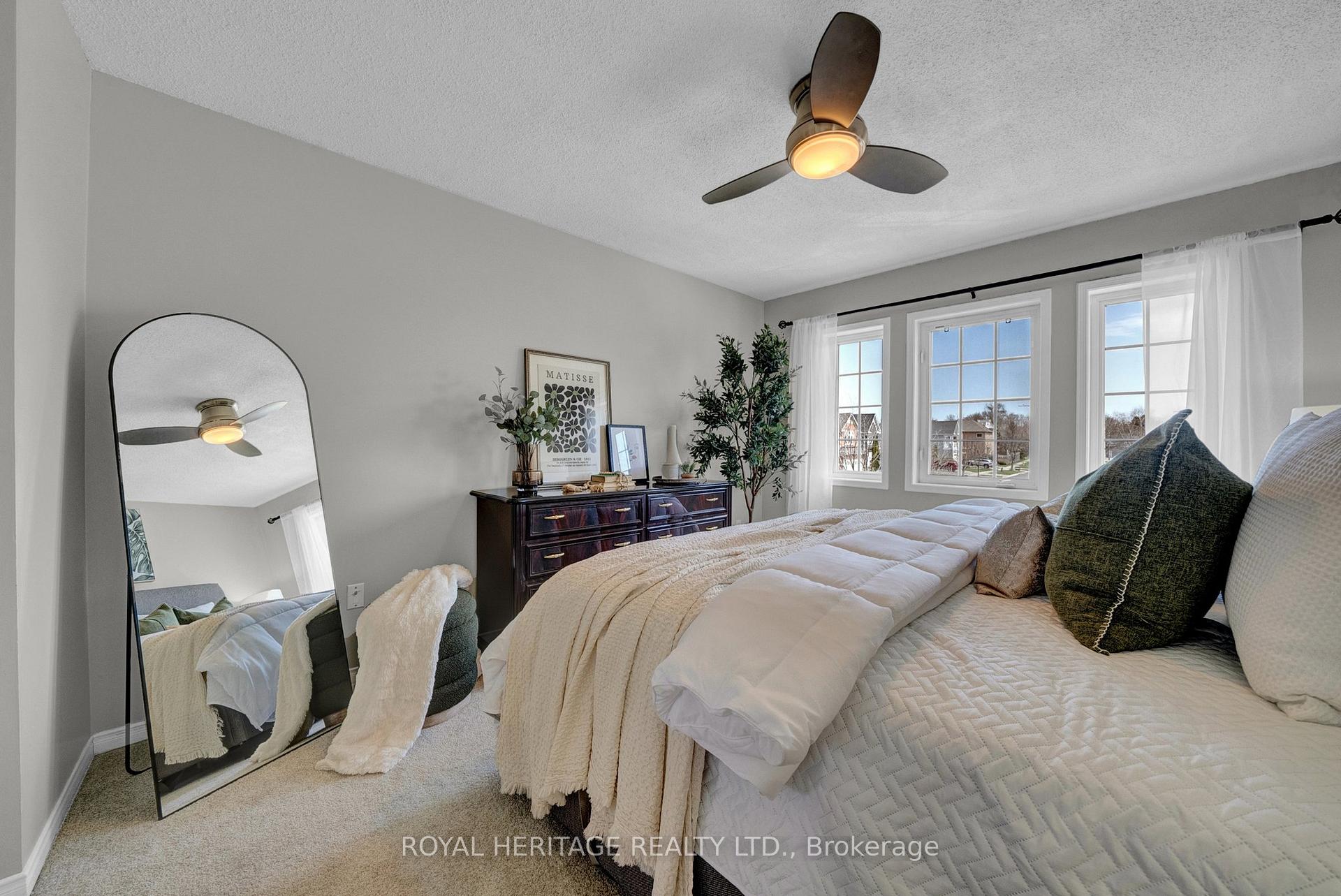 Photo 26 of 68 Brookhouse Drive, Clarington, Newcastle — HOMEH