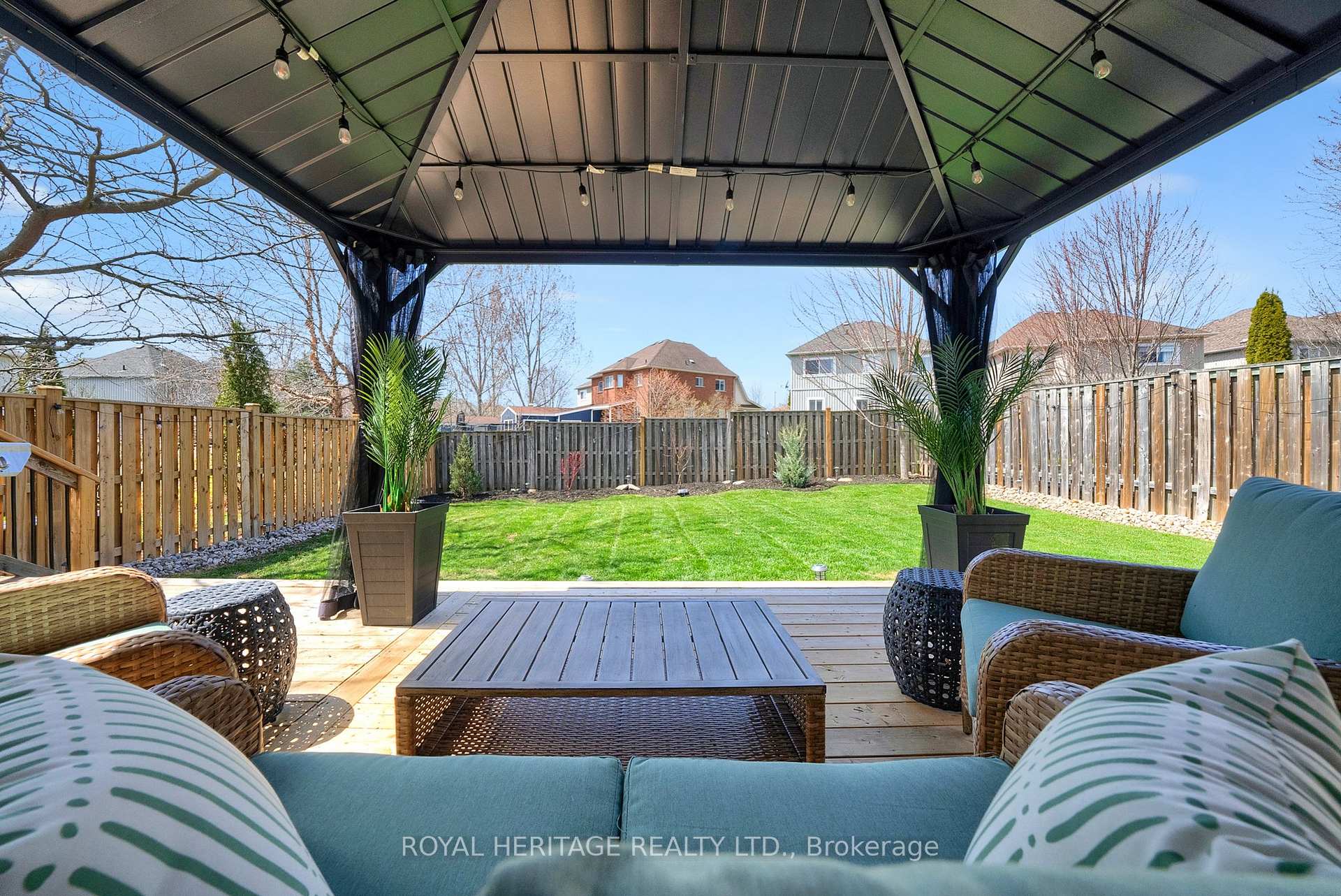 Photo 43 of 68 Brookhouse Drive, Clarington, Newcastle — HOMEH