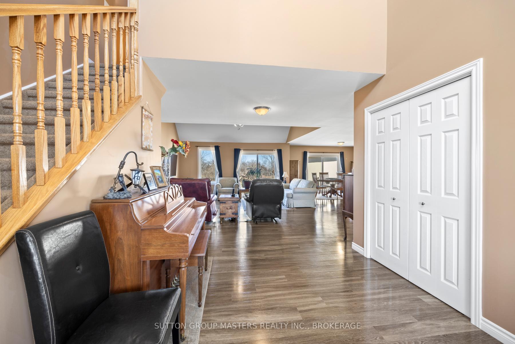 Photo 13 of 5382 Longswamp Road N, Frontenac, Frontenac South — HOMEH