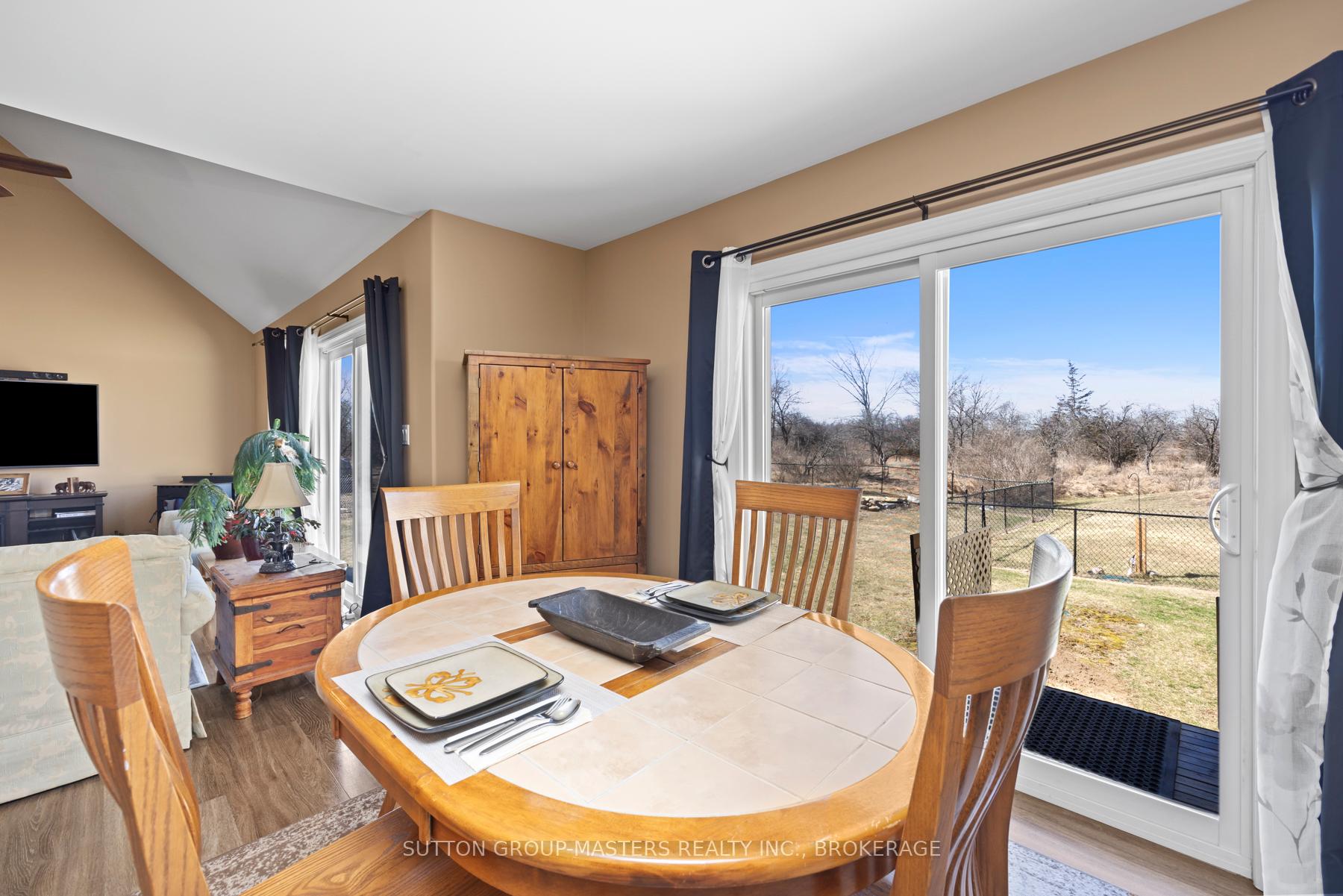 Photo 23 of 5382 Longswamp Road N, Frontenac, Frontenac South — HOMEH