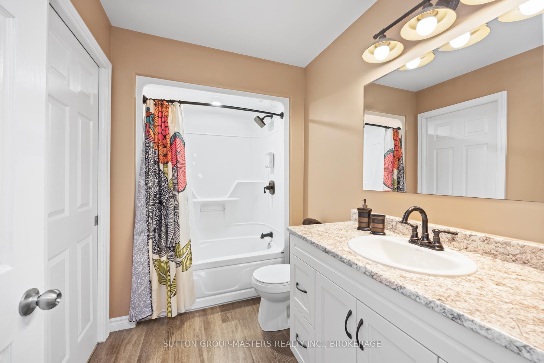 Photo 32 of 5382 Longswamp Road N, Frontenac, Frontenac South — HOMEH