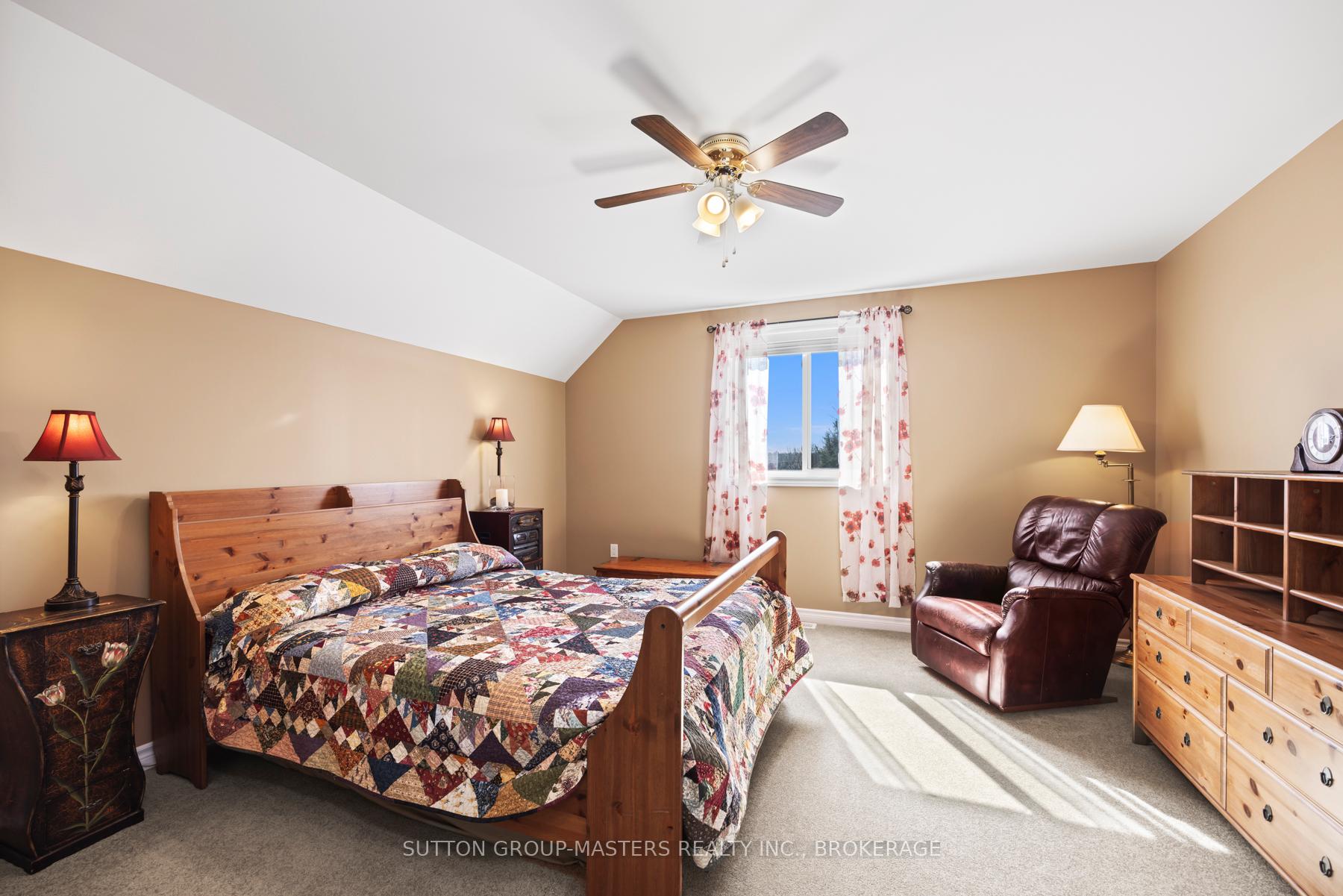 Photo 47 of 5382 Longswamp Road N, Frontenac, Frontenac South — HOMEH