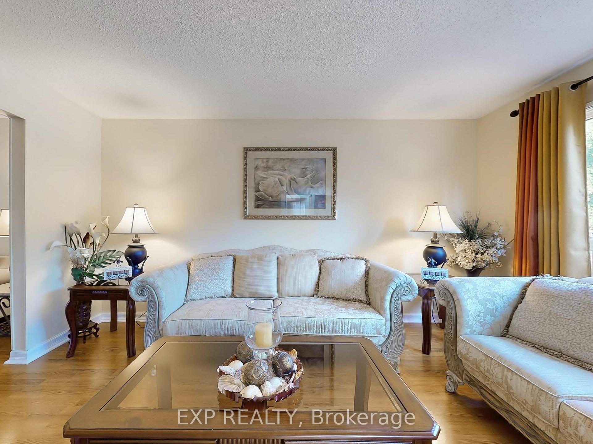Photo 7 of 12 Ventris Drive, Ajax, Central West — HOMEH