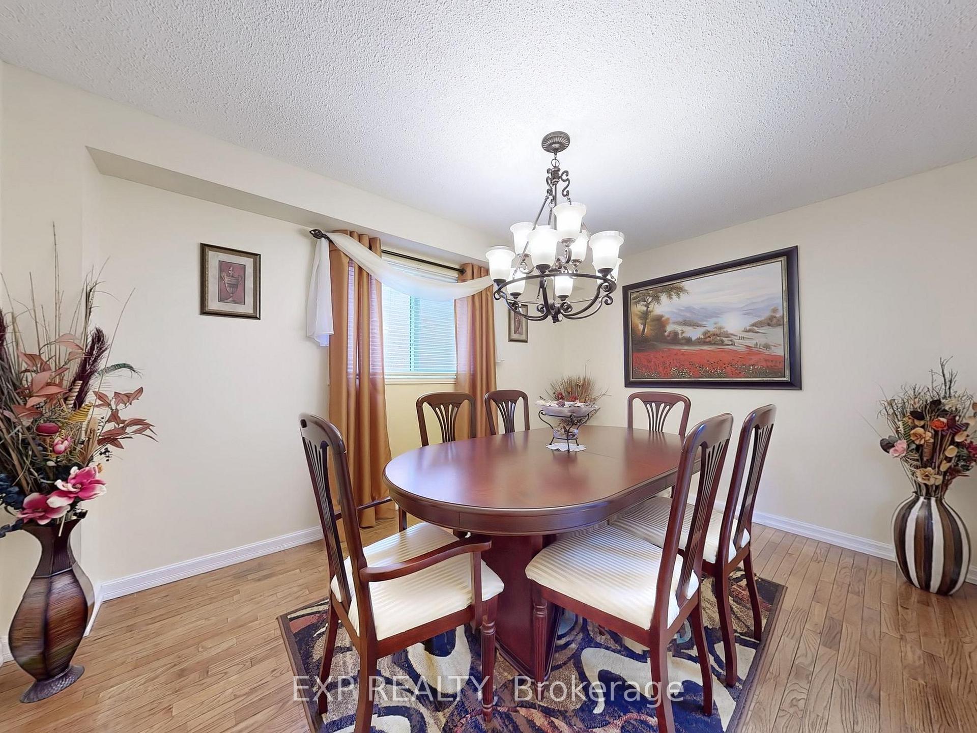 Photo 4 of 12 Ventris Drive, Ajax, Central West — HOMEH