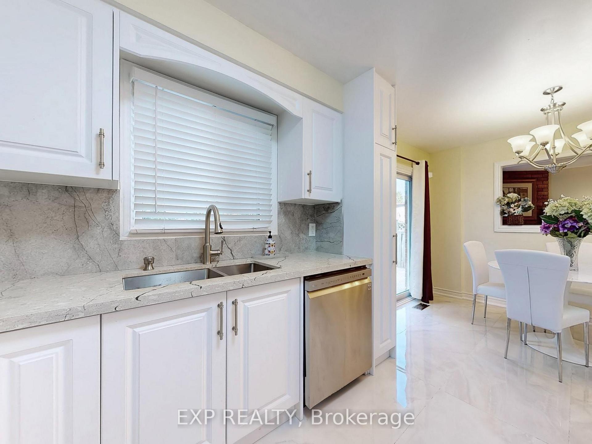 Photo 14 of 12 Ventris Drive, Ajax, Central West — HOMEH