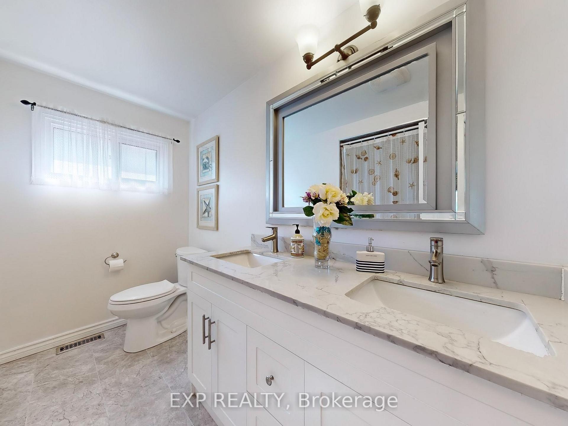 Photo 37 of 12 Ventris Drive, Ajax, Central West — HOMEH