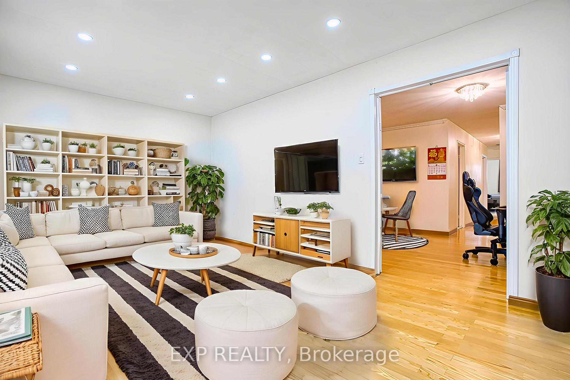 Photo 8 of 488 Barton Street E, Hamilton, Gibson — HOMEH