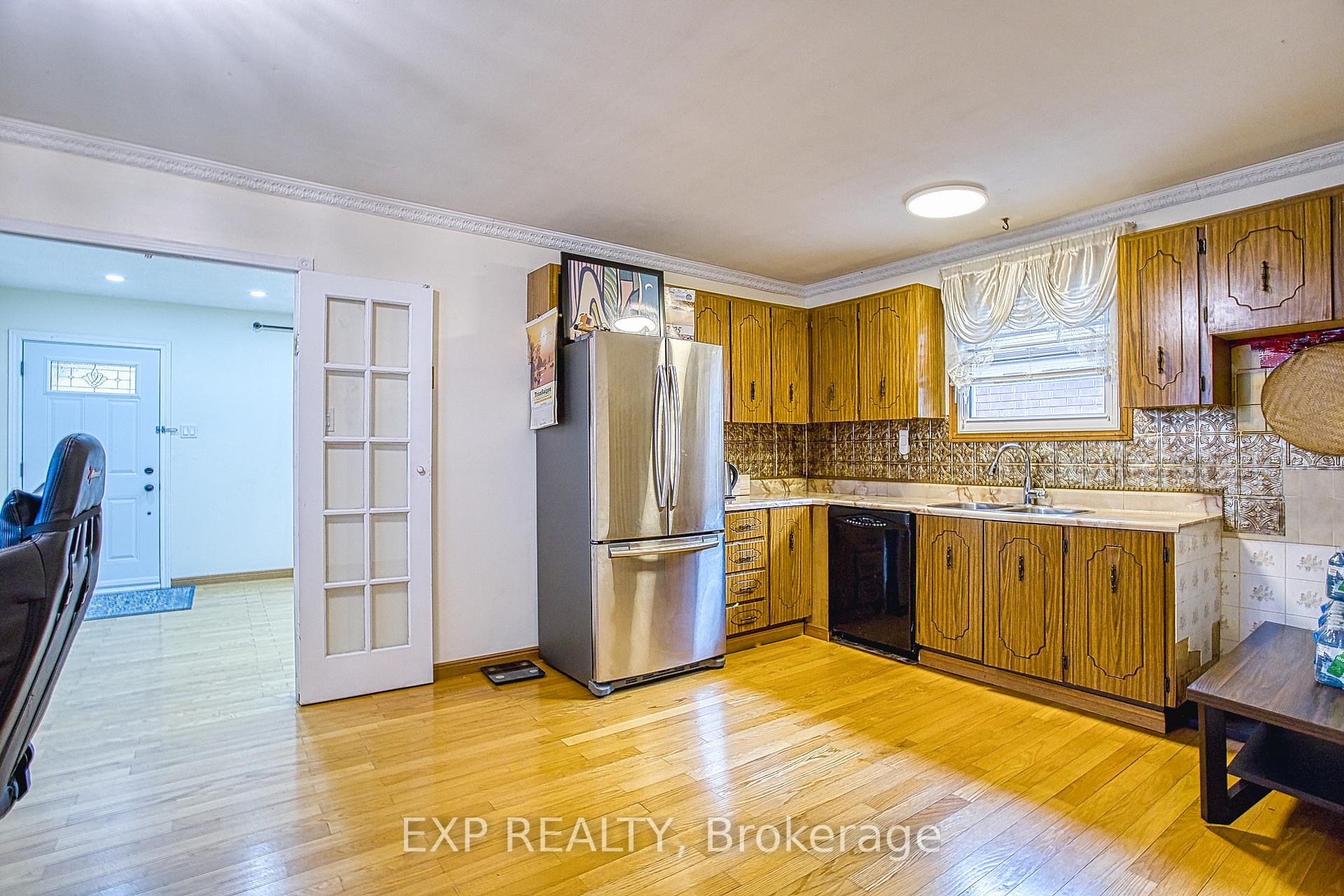 Photo 12 of 488 Barton Street E, Hamilton, Gibson — HOMEH