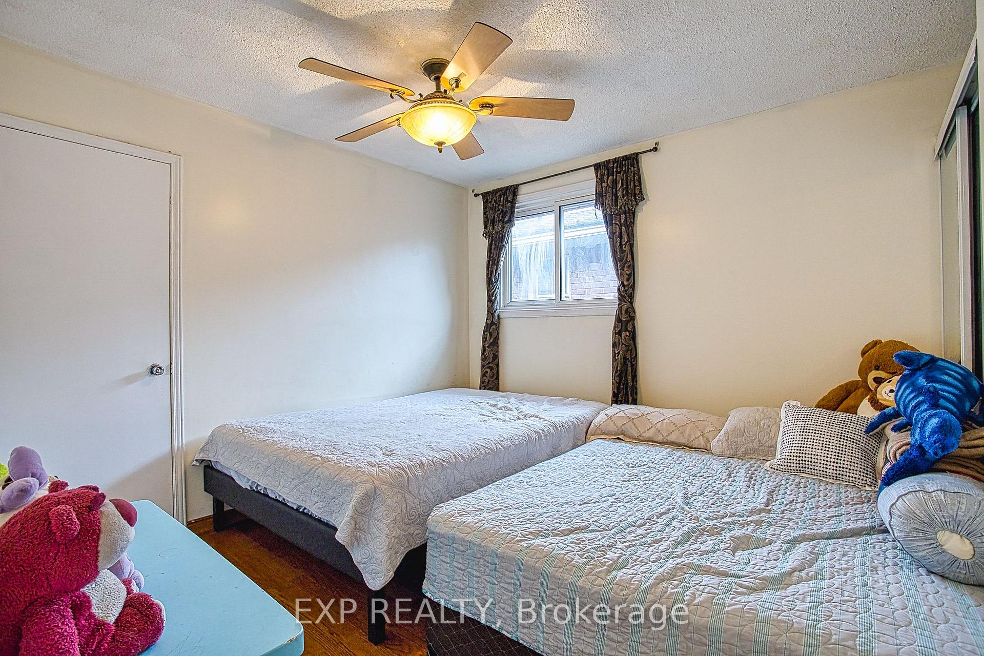 Photo 17 of 488 Barton Street E, Hamilton, Gibson — HOMEH