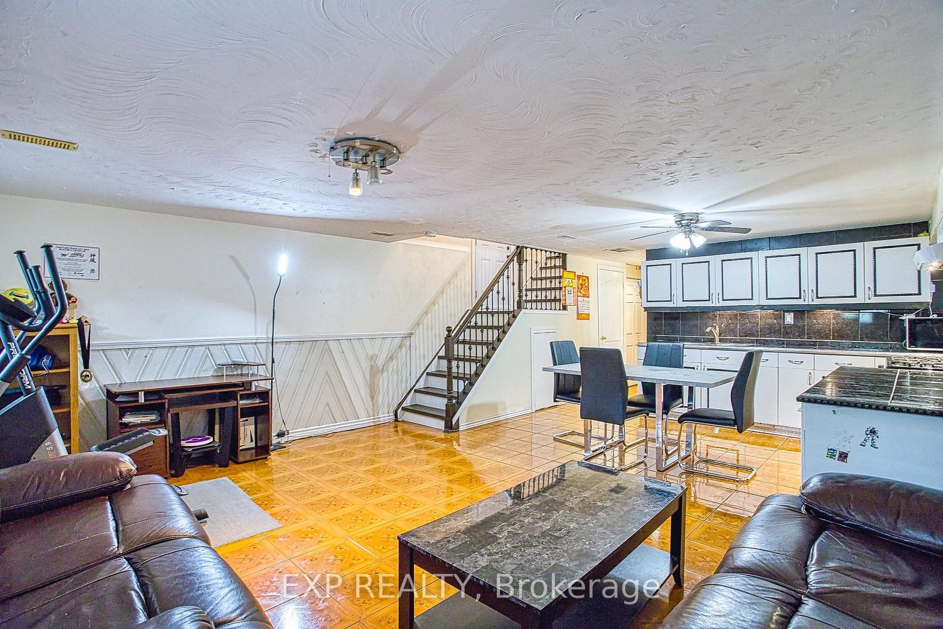 Photo 25 of 488 Barton Street E, Hamilton, Gibson — HOMEH