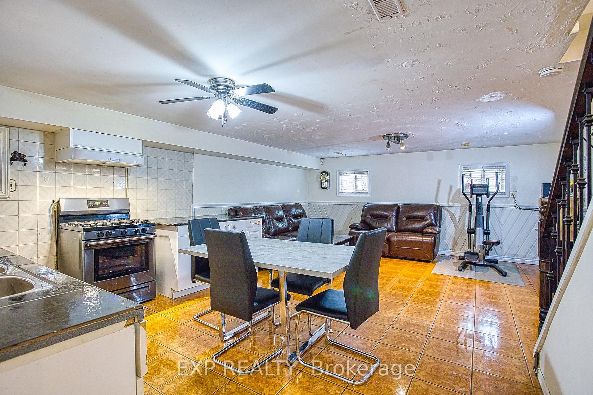 Photo 27 of 488 Barton Street E, Hamilton, Gibson — HOMEH