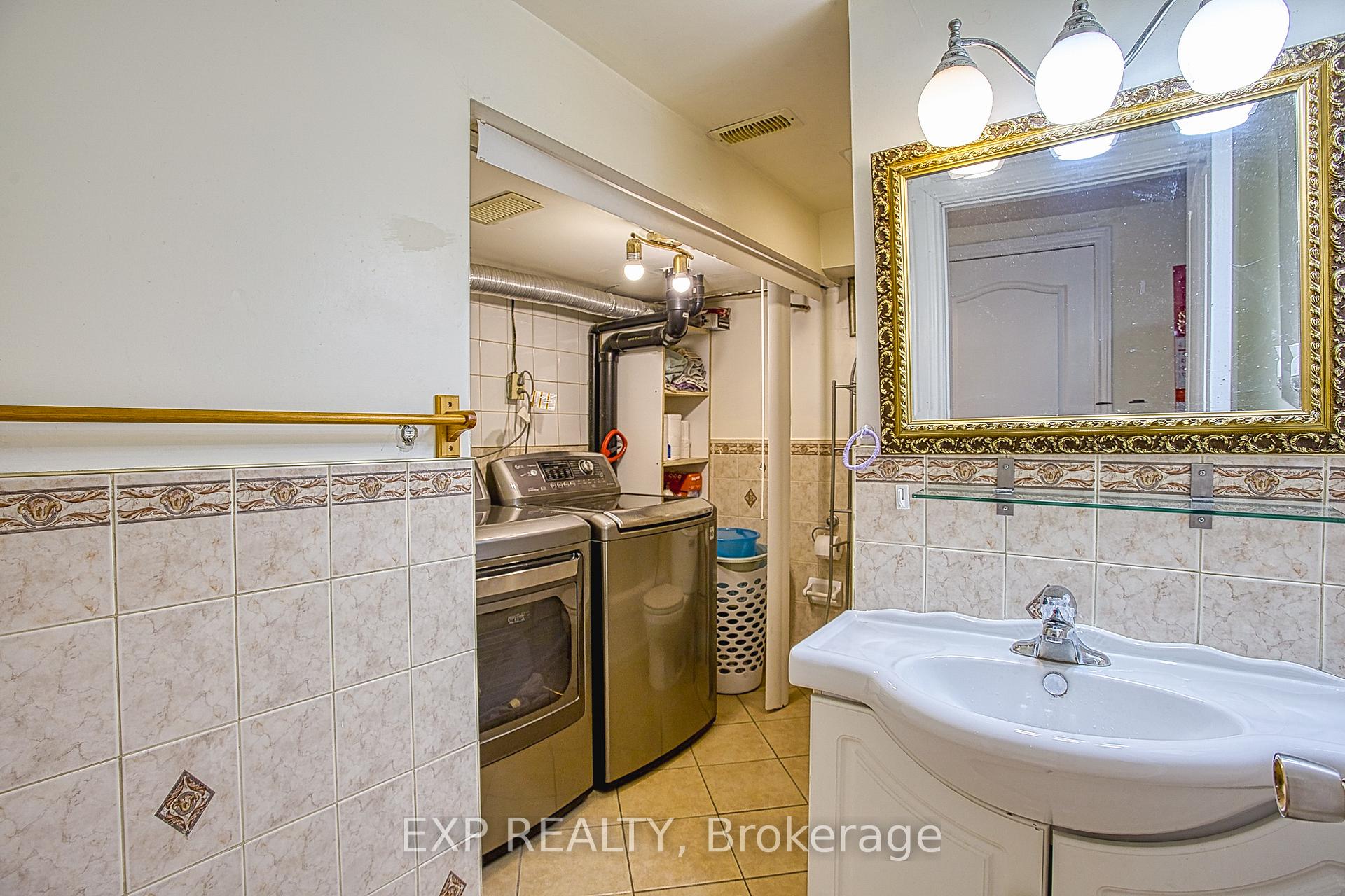Photo 28 of 488 Barton Street E, Hamilton, Gibson — HOMEH